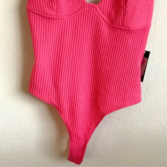 \Wild Fable\ NWT Pink Textured Bodysuit - Picture 5 of 15